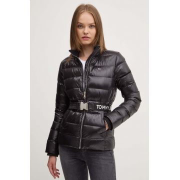 Tommy Jeans geaca de puf femei, culoarea negru, de iarna, DW0DW18826